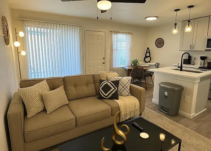 Dt Dallas L Chic Cityscape L 1Bed Abode